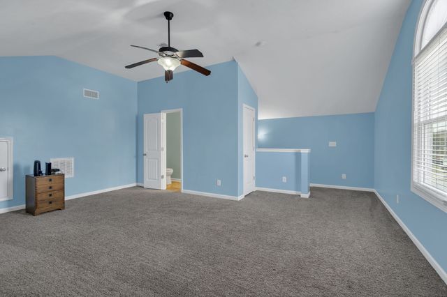 1341 Loren Cir, Clarksville, TN 37042