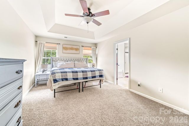 8261 Bridgegate Drive, Huntersville, NC 28078