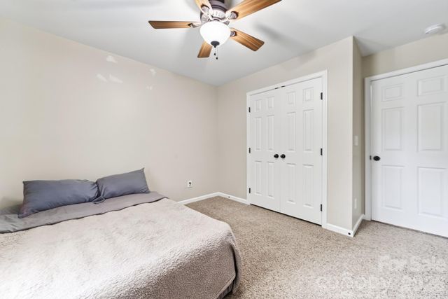 8261 Bridgegate Drive, Huntersville, NC 28078