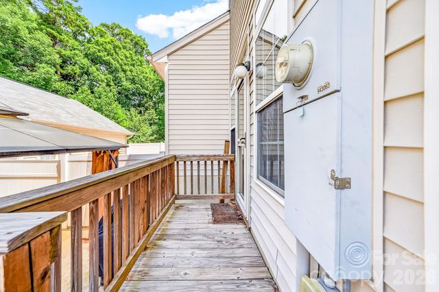 8261 Bridgegate Drive, Huntersville, NC 28078