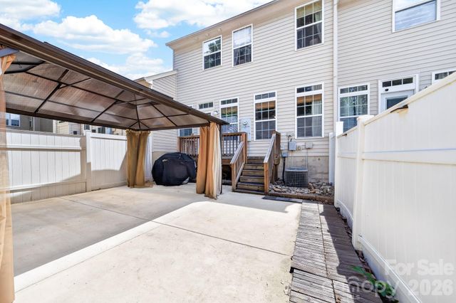 8261 Bridgegate Drive, Huntersville, NC 28078