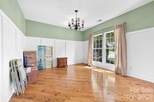 8261 Bridgegate Drive, Huntersville, NC 28078