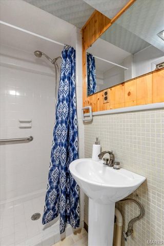 139 College Drive, St Charles, MO 63301