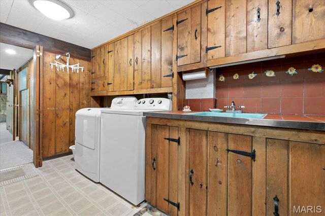 139 College Drive, St Charles, MO 63301