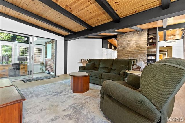 139 College Drive, St Charles, MO 63301