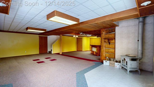 2245 W Cook Road, Grand Blanc, MI 48439