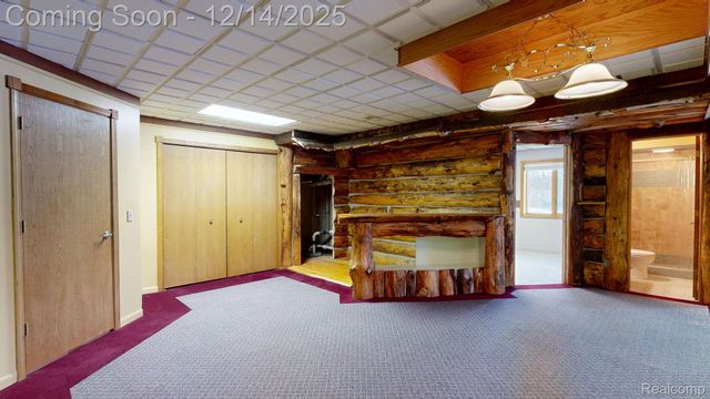 2245 W Cook Road, Grand Blanc, MI 48439