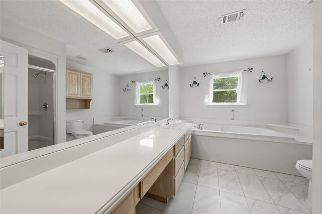 158 Baywood Boulevard, Mabank, TX 75156