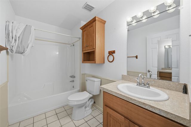 158 Baywood Boulevard, Mabank, TX 75156