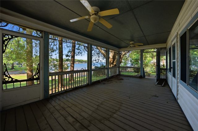 158 Baywood Boulevard, Mabank, TX 75156