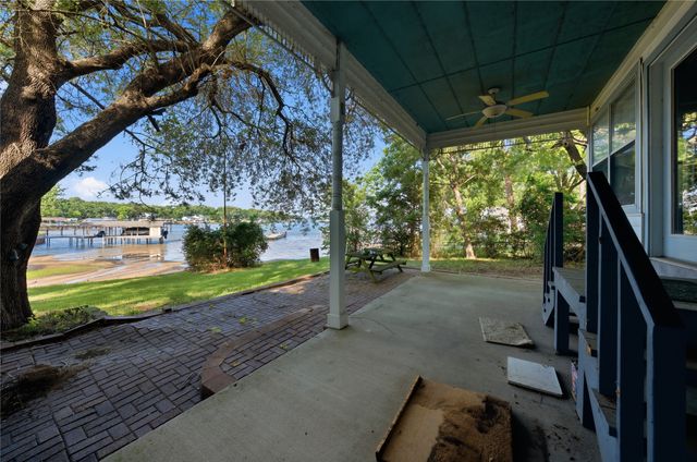 158 Baywood Boulevard, Mabank, TX 75156