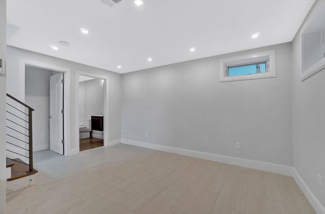 297 Concord Ave 1, Cambridge, MA 02138