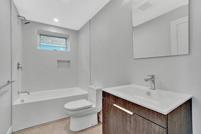 297 Concord Ave 1, Cambridge, MA 02138