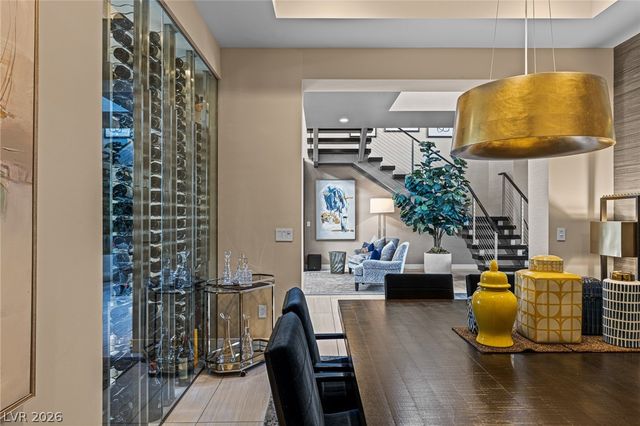 98 Glade Hollow Drive, Las Vegas, NV 89135