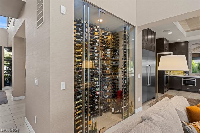 98 Glade Hollow Drive, Las Vegas, NV 89135