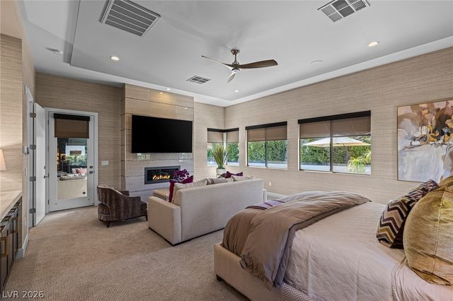 98 Glade Hollow Drive, Las Vegas, NV 89135