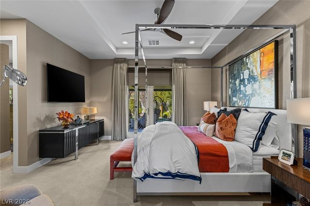 98 Glade Hollow Drive, Las Vegas, NV 89135