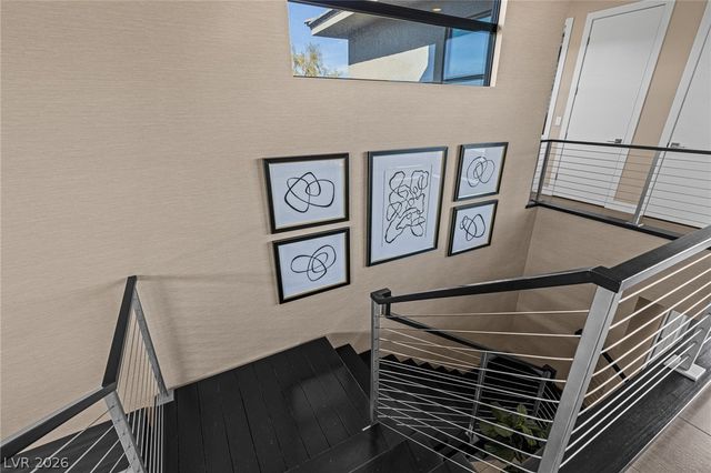 98 Glade Hollow Drive, Las Vegas, NV 89135