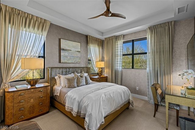 98 Glade Hollow Drive, Las Vegas, NV 89135