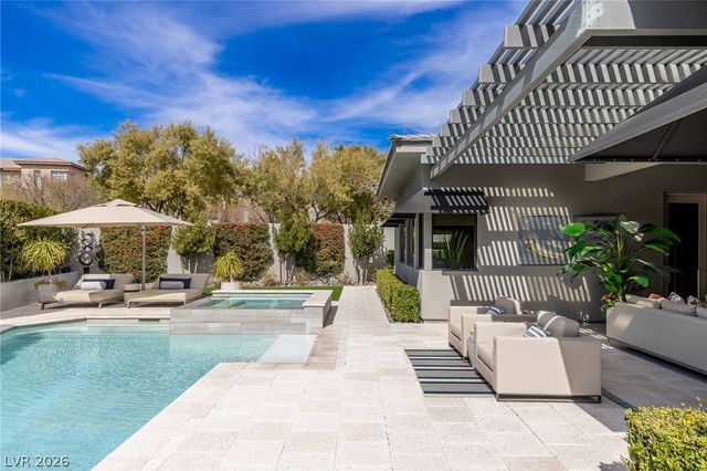 98 Glade Hollow Drive, Las Vegas, NV 89135