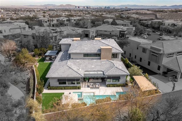 98 Glade Hollow Drive, Las Vegas, NV 89135