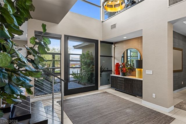 98 Glade Hollow Drive, Las Vegas, NV 89135