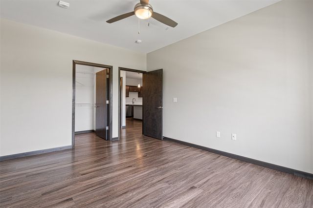 2871 Spring Rose Circle 207, Coralville, IA 52241