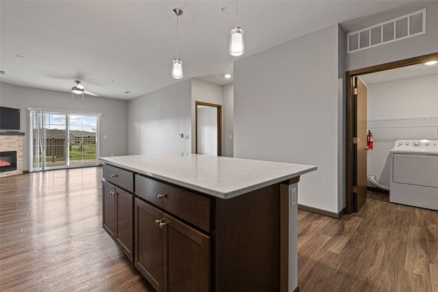 2871 Spring Rose Circle 207, Coralville, IA 52241