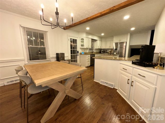 8224 Craighead Road, Harrisburg, NC 28075