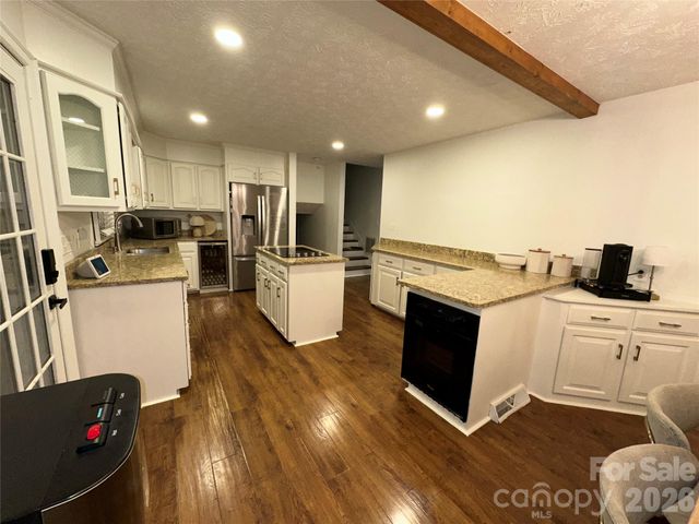 8224 Craighead Road, Harrisburg, NC 28075