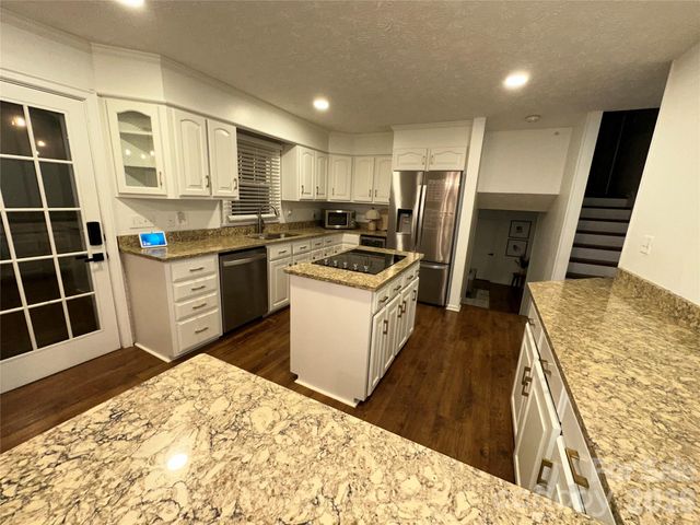 8224 Craighead Road, Harrisburg, NC 28075