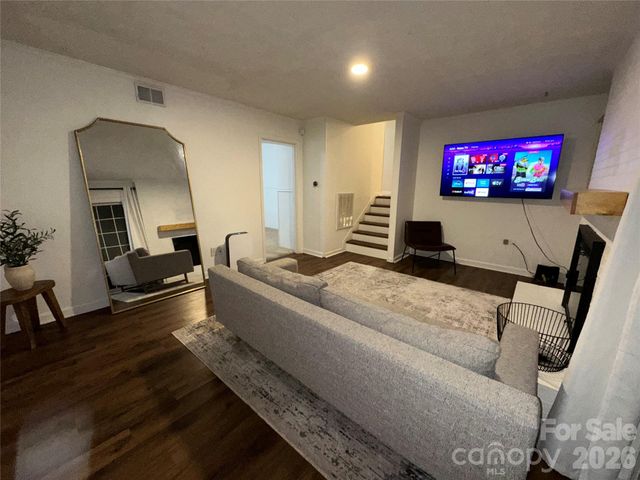 8224 Craighead Road, Harrisburg, NC 28075