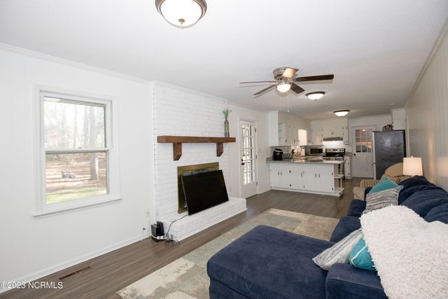 901 Glendale Drive, Aberdeen, NC 28315