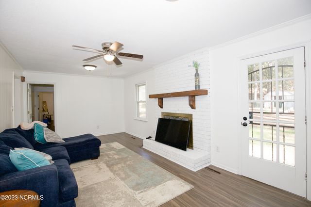 901 Glendale Drive, Aberdeen, NC 28315