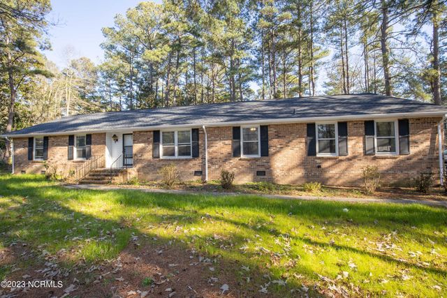 901 Glendale Drive, Aberdeen, NC 28315