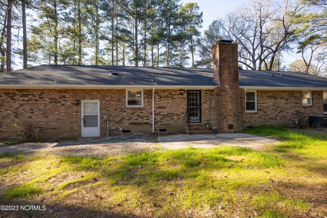 901 Glendale Drive, Aberdeen, NC 28315
