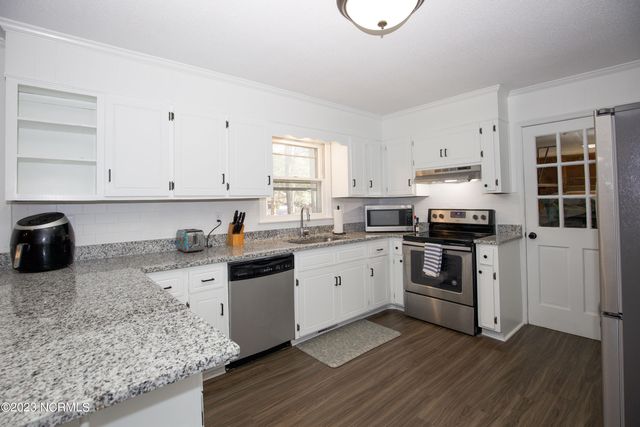 901 Glendale Drive, Aberdeen, NC 28315