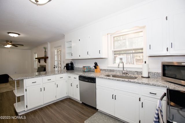 901 Glendale Drive, Aberdeen, NC 28315