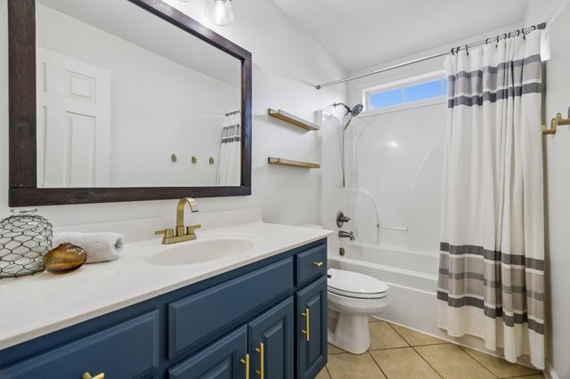 223 Osprey Dr, Gallatin, TN 37066