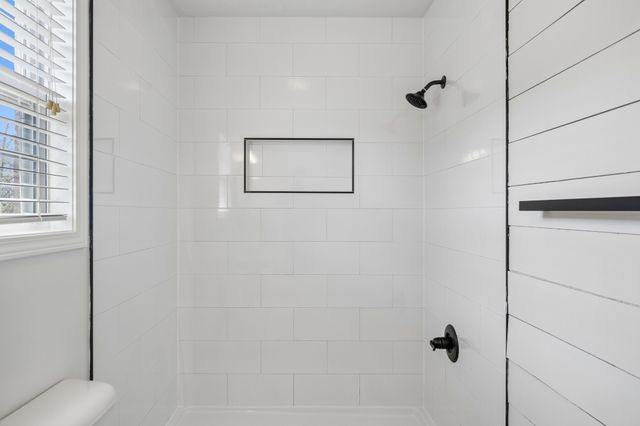 223 Osprey Dr, Gallatin, TN 37066