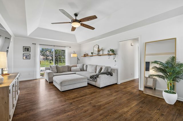 223 Osprey Dr, Gallatin, TN 37066