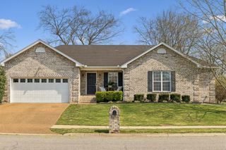 223 Osprey Dr, Gallatin, TN 37066