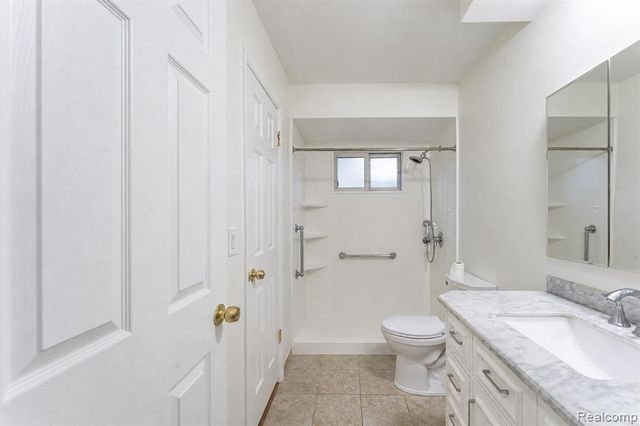 201 Charterhouse Drive, Canton, MI 48188