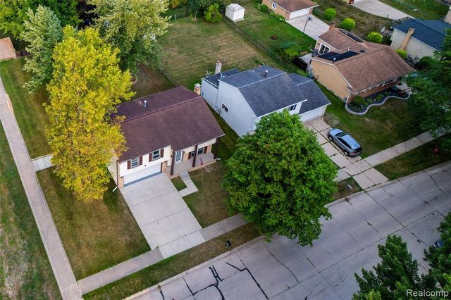 201 Charterhouse Drive, Canton, MI 48188