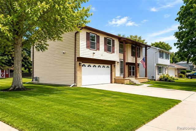 201 Charterhouse Drive, Canton, MI 48188