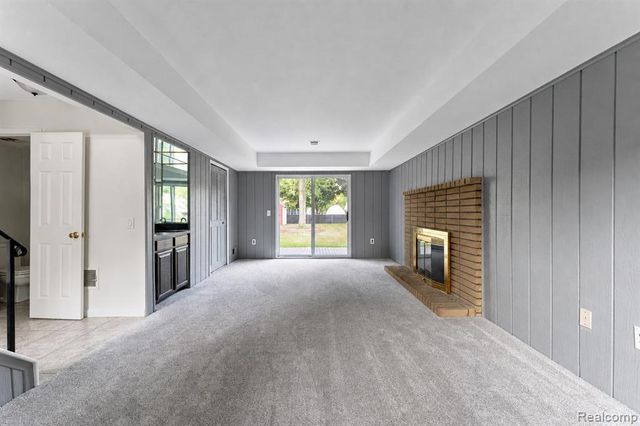 201 Charterhouse Drive, Canton, MI 48188