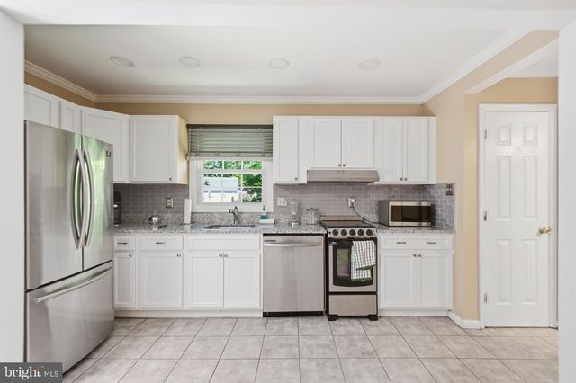2800 FEDERAL, Bowie, MD 20715