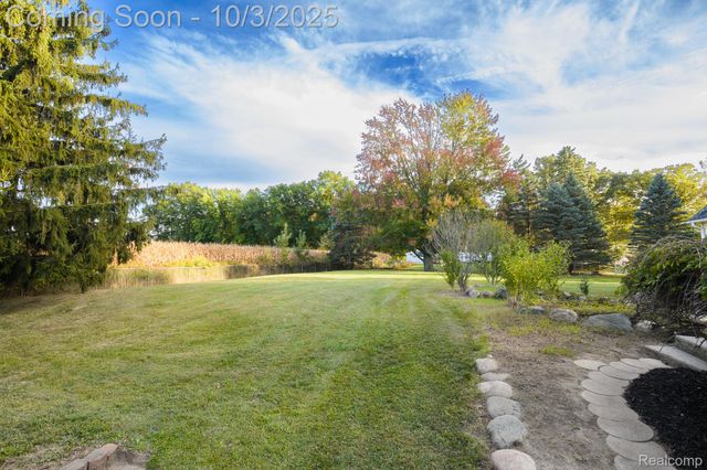 3330 Sheridan Road, Flushing, MI 48433
