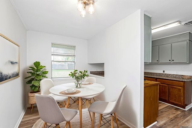 1435 Duchess Dr, Baton Rouge, LA 70815