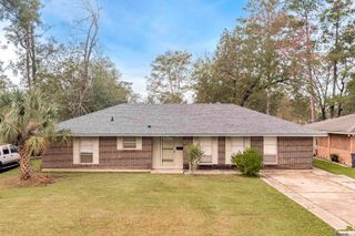 1435 Duchess Dr, Baton Rouge, LA 70815